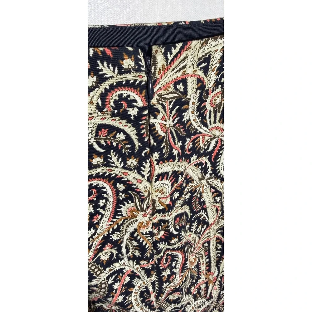 J.Crew No. 2 Pencil Skirt Paisley Print Navy Coral Cotton Size 4 EUC - Picture 3 of 9